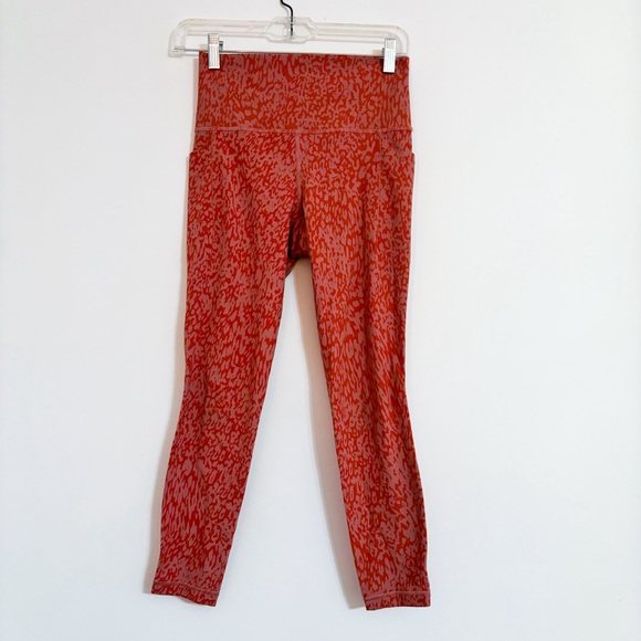 Athleta Salutation Stash Pocket II Printed 7/8 Tight Pink Orange Leggings Sz S - Picture 1 of 13